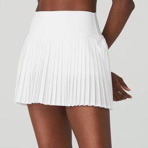 Alo white tennis skirt